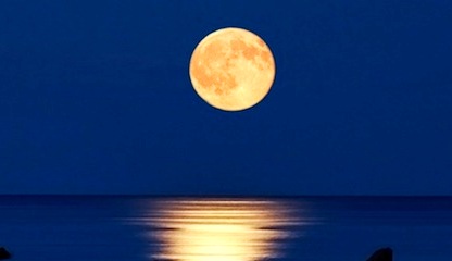 lluna plena mar23345